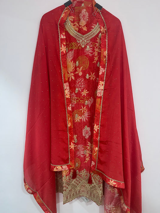 Elegance in Muslin – Soft-Touch Suit Set in Four Timeless Shades