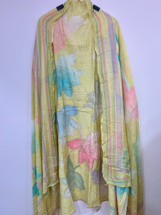 Muslin ensemble with matching duputta