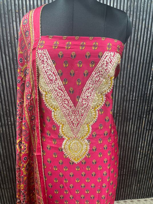 Soft Muslin Elegance | Black-White & Majenta