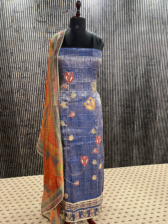 Classic silk suit with fine embroidery on ghera