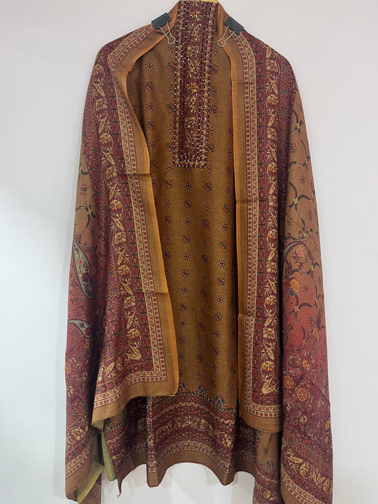 Spun suit set with warm duputta